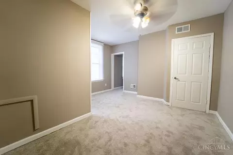 Bedroom - 1619 Powers St, Cincinnati, OH 45223 photo 3 of 5