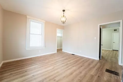 Living - 1619 Powers St, Cincinnati, OH 45223 photo 4 of 4