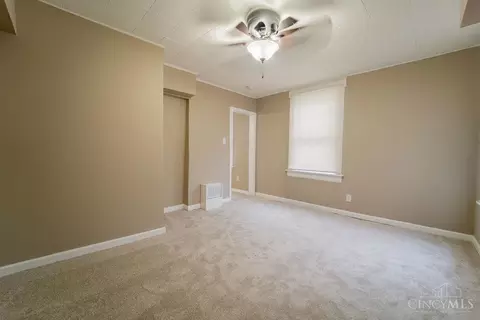 Bedroom - 1619 Powers St, Cincinnati, OH 45223 photo 1 of 5