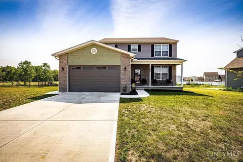 318 Brampton Pl, Trenton, OH 45067