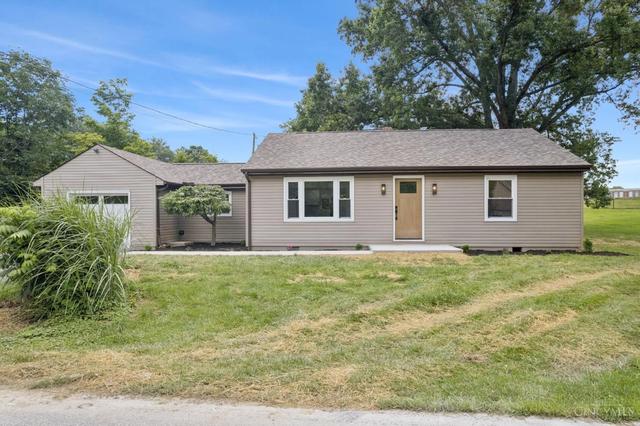 102 Chapel Rd, Amelia, OH 45102