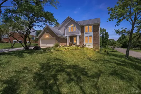 8042 Quail Meadow Ln, West Chester, OH 45069