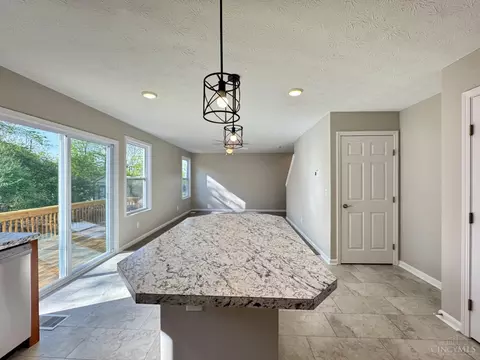 Kitchen - 2905 Pine Leaf Ct, Hamilton, OH 45013 photo 6 of 7