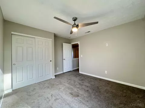 Bedroom - 2905 Pine Leaf Ct, Hamilton, OH 45013 photo 14 of 14