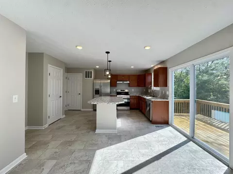 Kitchen - 2905 Pine Leaf Ct, Hamilton, OH 45013 photo 1 of 7