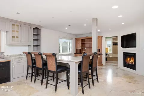 Kitchen - 7803 Ayers Rd, Cincinnati, OH 45255 photo 14 of 14