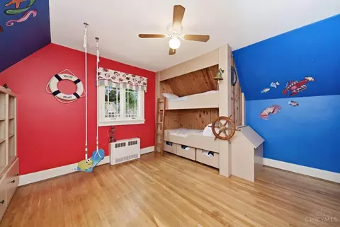 Bedroom - 7803 Ayers Rd, Cincinnati, OH 45255 photo 8 of 9