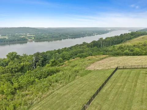View/Area - 7803 Ayers Rd, Cincinnati, OH 45255 photo 4 of 10