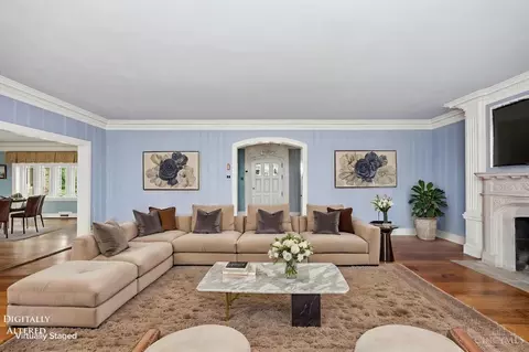 Living - 7803 Ayers Rd, Cincinnati, OH 45255 photo 1 of 9