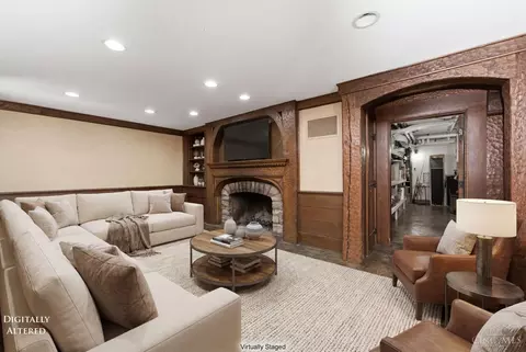 Living - 7803 Ayers Rd, Cincinnati, OH 45255 photo 9 of 9