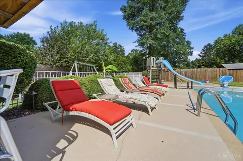 Exterior - 680 Silverhedge Dr, Cincinnati, OH 45231 photo 12 of 18
