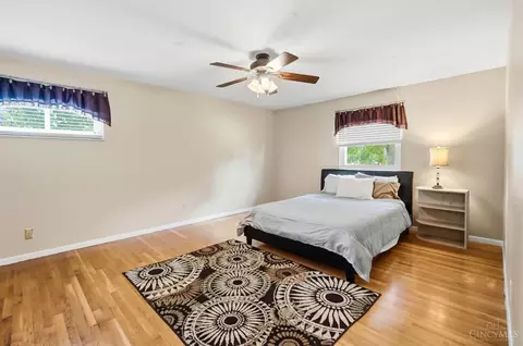 Bedroom - 680 Silverhedge Dr, Cincinnati, OH 45231 photo 5 of 10