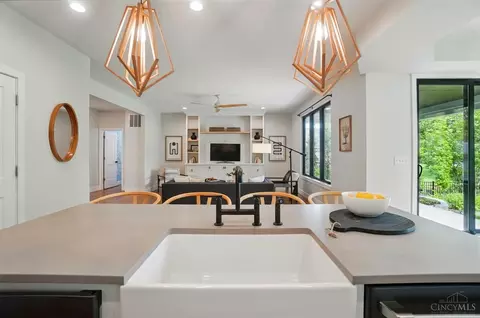 Kitchen - 4846 Myrtle Ave, Blue Ash, OH 45242 photo 5 of 7