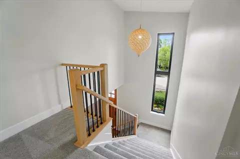 Entry Way - 4846 Myrtle Ave, Blue Ash, OH 45242 photo 4 of 6