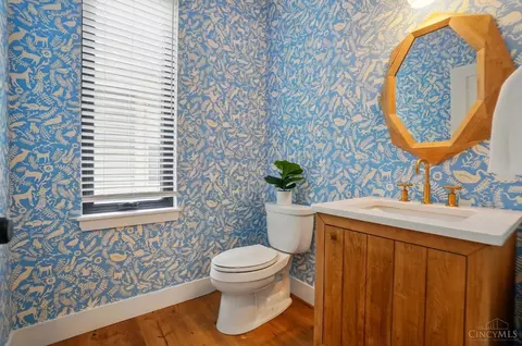 Bath - 4846 Myrtle Ave, Blue Ash, OH 45242 photo 1 of 6