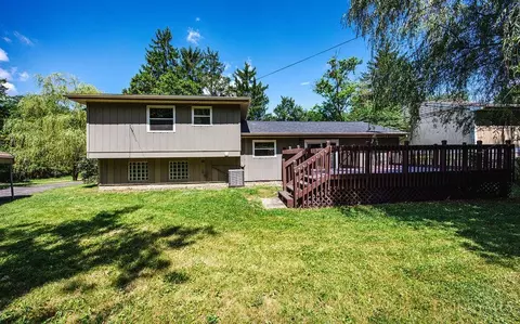 Exterior - 10766 Shadowridge Ln, Cincinnati, OH 45240 photo 6 of 9