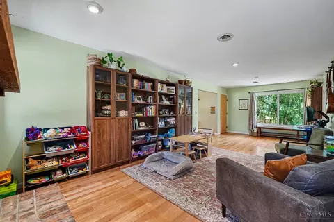 Living - 6417 Mapleton Ave, Cincinnati, OH 45233 photo 3 of 3