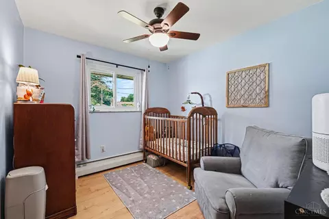 Bedroom - 6417 Mapleton Ave, Cincinnati, OH 45233 photo 5 of 5