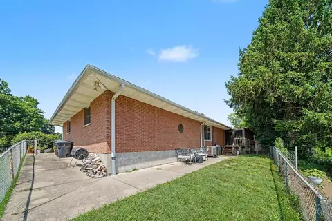 Exterior - 6417 Mapleton Ave, Cincinnati, OH 45233 photo 5 of 5