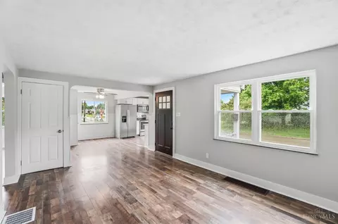 Living - 3548 Eyrich Rd, Cincinnati, OH 45248 photo 3 of 3
