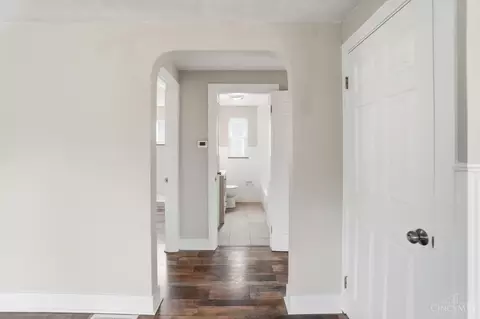 Entry Way - 3548 Eyrich Rd, Cincinnati, OH 45248 photo 2 of 3