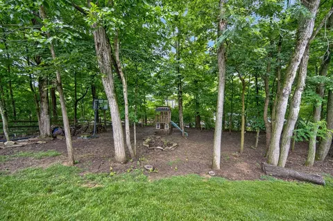 Exterior - 2254 Candlemakers Ln, Maineville, OH 45039 photo 12 of 13