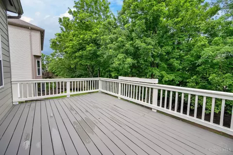 Exterior - 2254 Candlemakers Ln, Maineville, OH 45039 photo 5 of 13