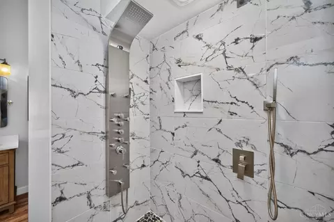 Bath - 2254 Candlemakers Ln, Maineville, OH 45039 photo 6 of 9
