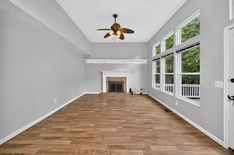 Living - 2254 Candlemakers Ln, Maineville, OH 45039 photo 5 of 7
