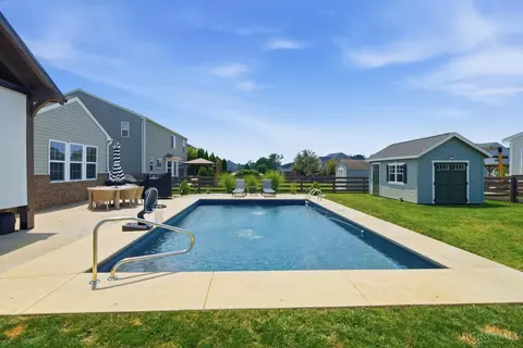 Exterior - 1219 Michael Dr, Harrison, OH 45030 photo 6 of 9