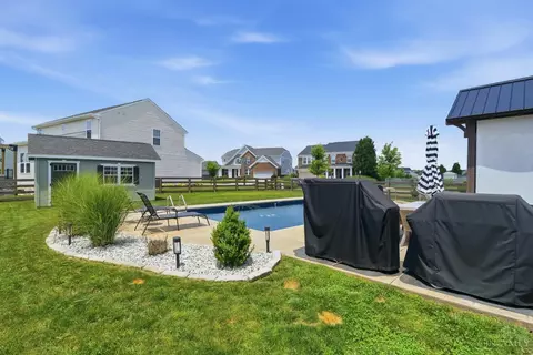 Exterior - 1219 Michael Dr, Harrison, OH 45030 photo 5 of 9
