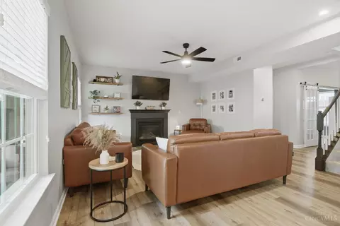 Living - 1219 Michael Dr, Harrison, OH 45030 photo 4 of 4