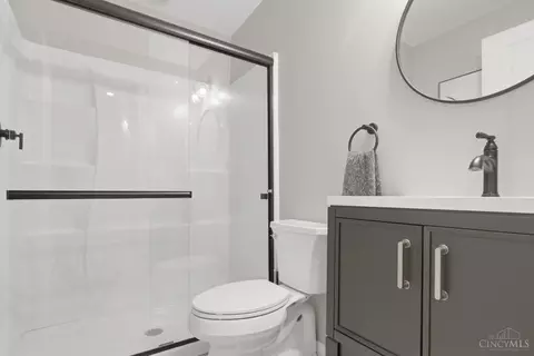 Bath - 1219 Michael Dr, Harrison, OH 45030 photo 5 of 5