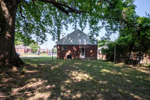 6402 Stover Ave, Golf Manor, OH 45237 photo 3