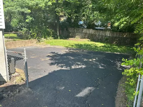 Exterior - 3616 Madison Rd, Cincinnati, OH 45209 photo 2 of 2