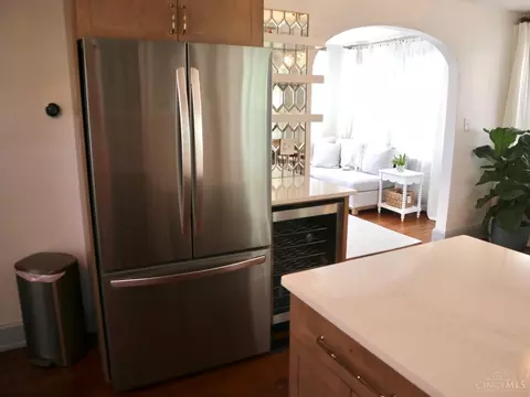 Kitchen - 3616 Madison Rd, Cincinnati, OH 45209 photo 5 of 5