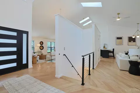 Entry Way - 4489 Chesswick Dr, Blue Ash, OH 45242 photo 1 of 3