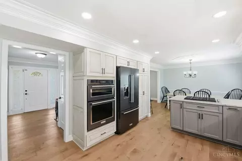12075 Timberlake Dr, Cincinnati, OH 45249 photo 7