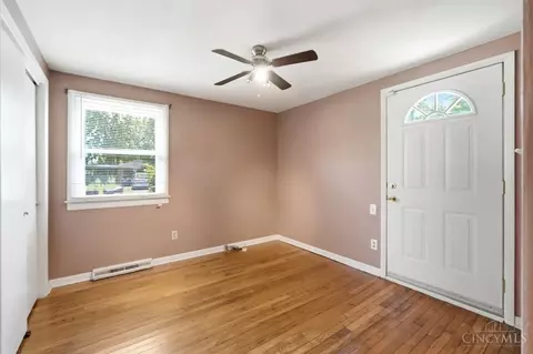 Bedroom - 2203 Miracle Mile, Springfield, OH 45503 photo 6 of 9