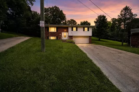 55 Jackson Dell Ct, Cleves, OH 45002