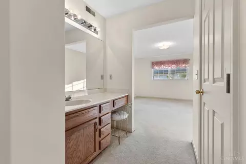 3547 Jessup Rd, Cincinnati, OH 45239 photo 33