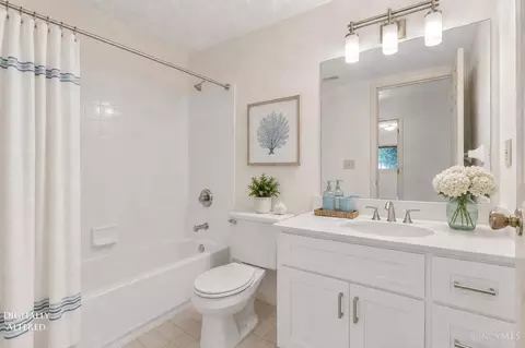 3547 Jessup Rd, Cincinnati, OH 45239 photo 8