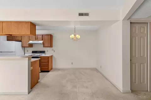 3547 Jessup Rd, Cincinnati, OH 45239 photo 17