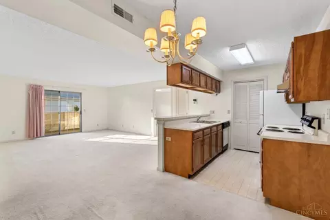 3547 Jessup Rd, Cincinnati, OH 45239 photo 23