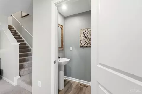 Entry Way - 5748 Alpine Heights Dr, Morrow, OH 45152 photo 3 of 7