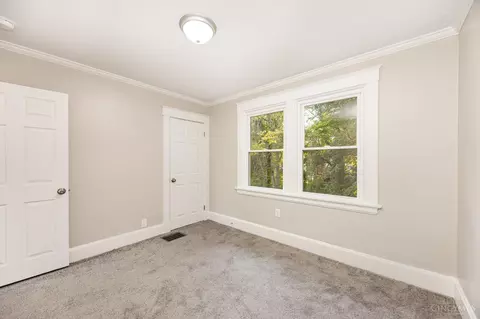 Bedroom - 1331 Beech Ave, Cincinnati, OH 45205 photo 7 of 11