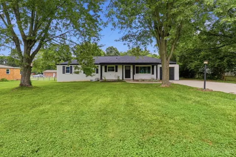 124 Lynnview Dr, Mason, OH 45040