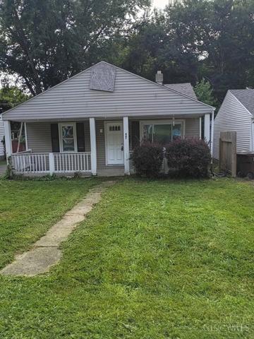 447 Valley View Dr, South Lebanon, OH 45065