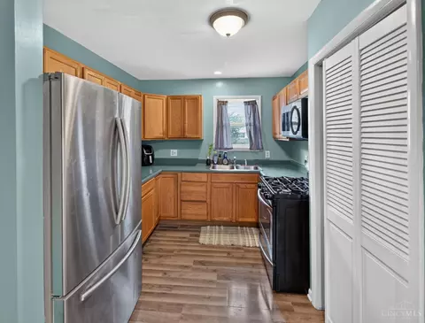 922 Chamberlain Ave, Lincoln Heights, OH 45215 photo 9