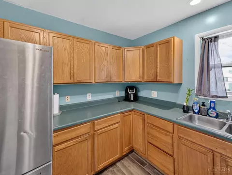 922 Chamberlain Ave, Lincoln Heights, OH 45215 photo 6